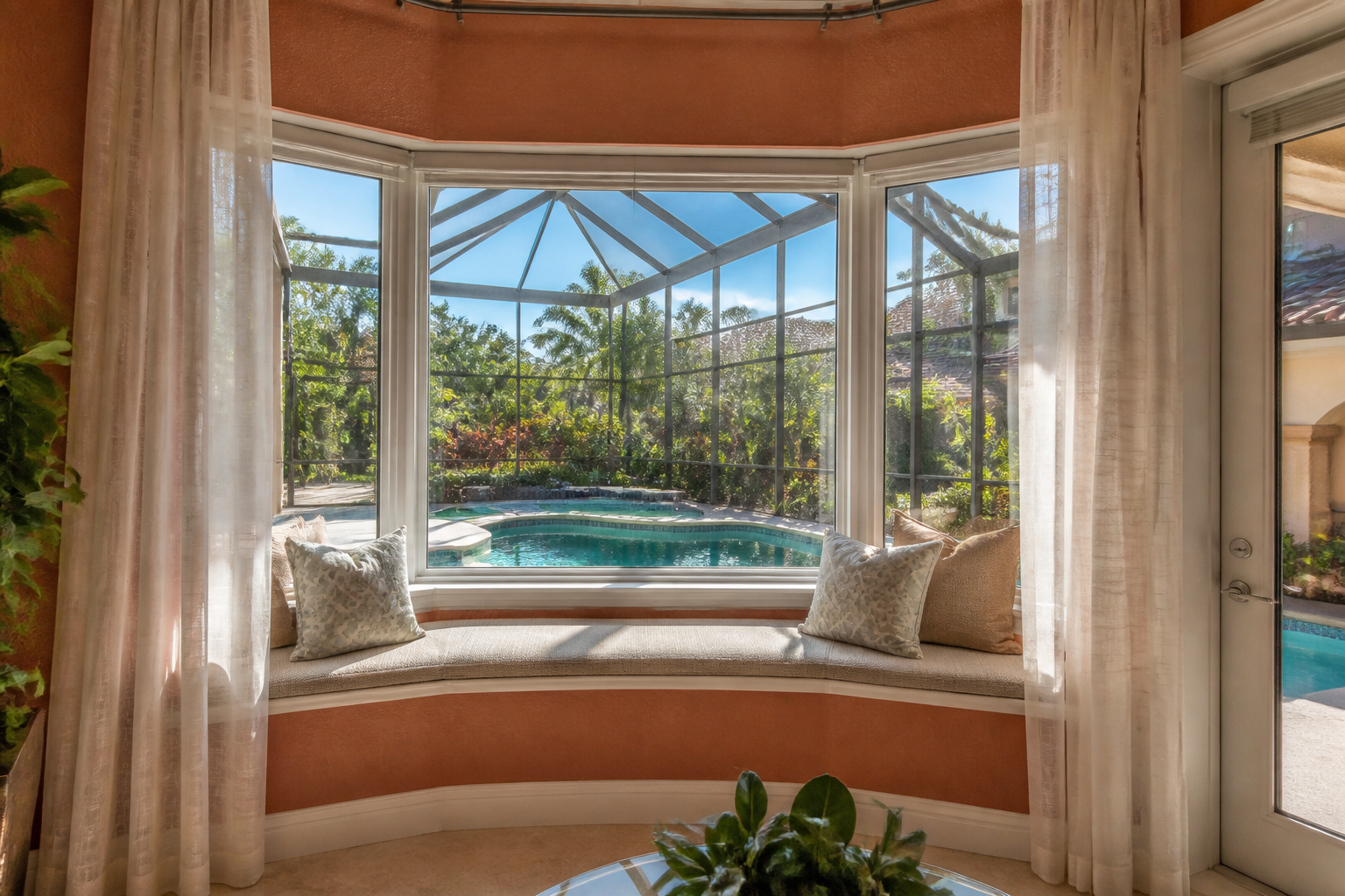 Bay & Bow Windows in Pompano Beach, FL | Sightline Windows & Doors Pompano Beach - detail 1
